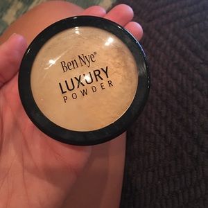 Ben Nye banana powder