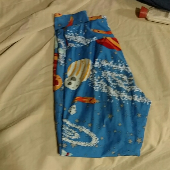 LuLaRoe Planet leggings