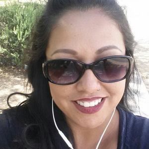 Meet your Posher, Stella