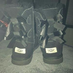 Black Bailey Bow Uggs