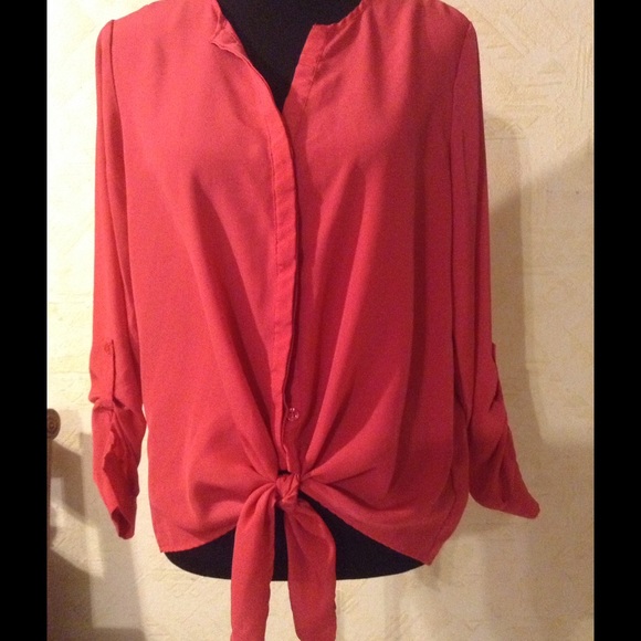 Sofia Vergara Tops - New SOFIA VERGARA Tie Front Blouse