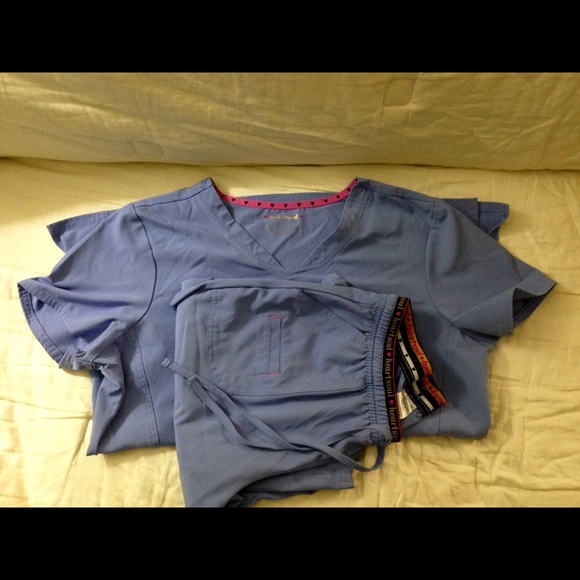 HeartSoul Scrub Set