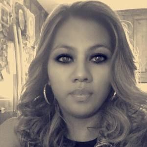 Meet your Posher, Monica