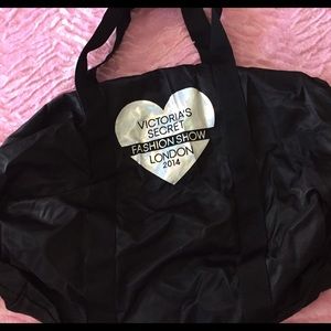 💖Victoria's Secret fashion show bag💖soft BLACk💙