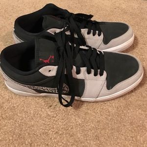 Team Jordan Low Top 1's