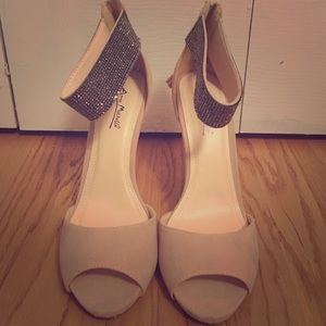 Nude faux suede open toe Ankle strap pumps