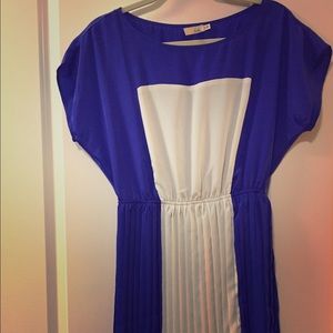Lush dress - Medium