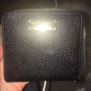Henri bendel wallet