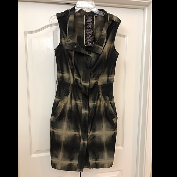 ✨HP✨L.A.M.B Fall Collection Taffeta Dress - Picture 2 of 3