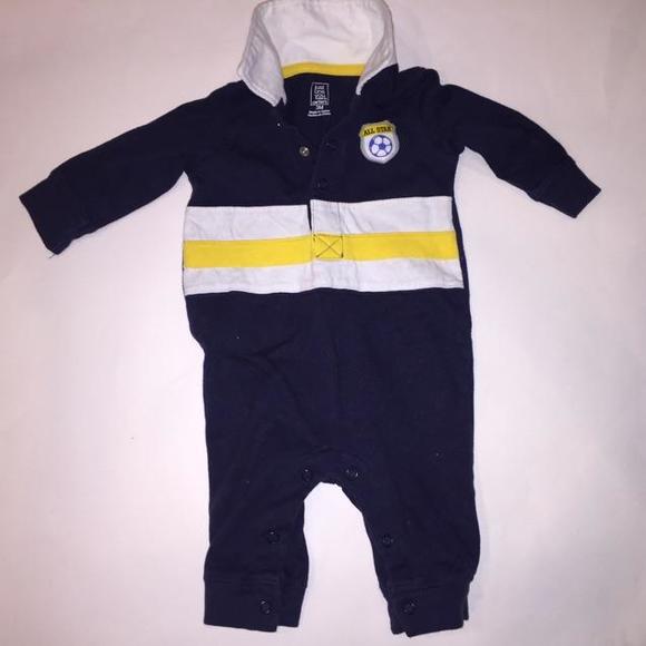 SOLD IN BUNDLE ⚜⚜EDITOR'S PICK⚜Soccer Long Sleeve Romper