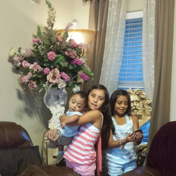 Meet your Posher, Tonynmary - Picture 1 of 1