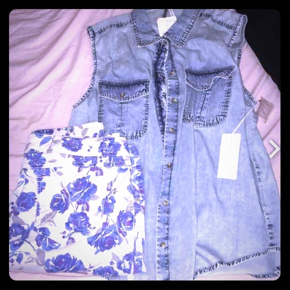 Sleeveless acid wash top &floral jeans
