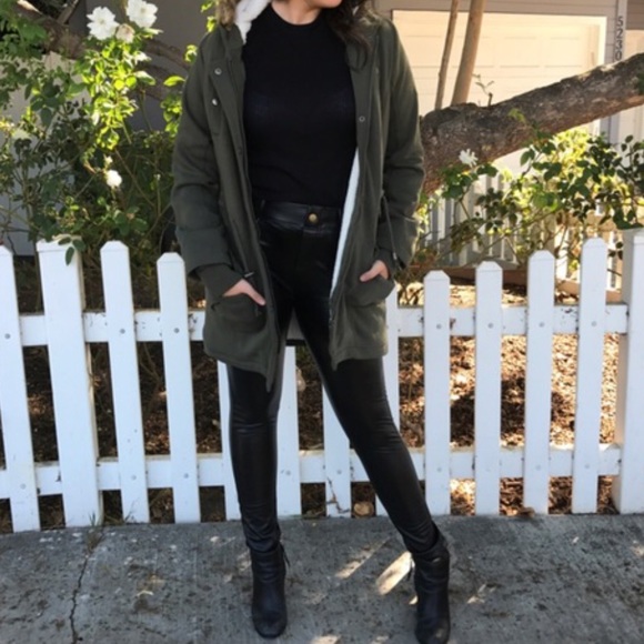 Hooded utility jacket LAST ONE SALE - Picture 4 of 4