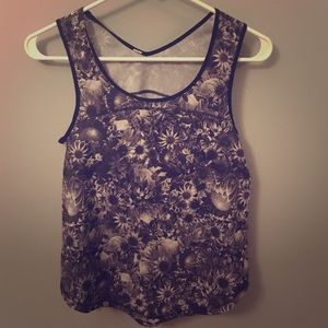 Lululemon workout top