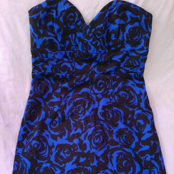 ❤️Price Firm❤️pinup strapless rose pattern dress - Picture 4 of 4