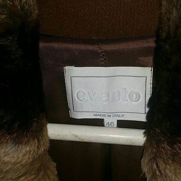 Wool coat - Picture 4 of 5