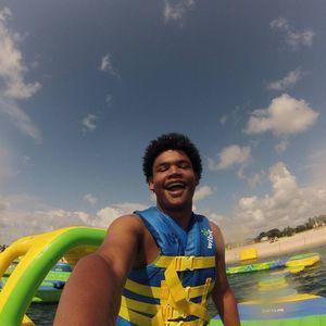 Meet your Posher, Tyler