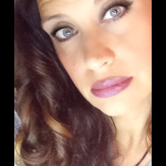 Meet your Posher, Margie - Picture 5 of 6