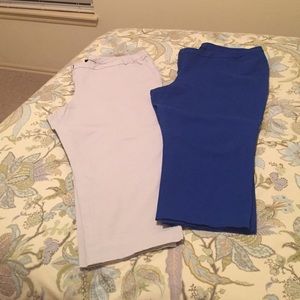 ✨SALE✨Set of 2 Lane Bryant capris