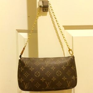 Louis Vuitton Pochette Gold chain Brown clutch