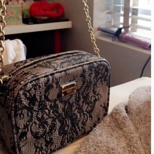 Dolce & gabbana 😍 " not authentic"