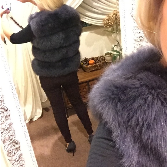 Real arctic fox vest - Picture 3 of 4
