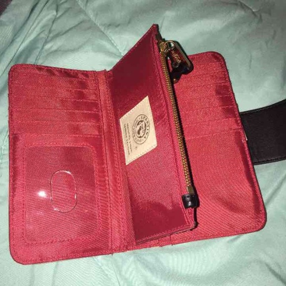 ❤️sold❤️❤️Spartina turn lock wallet - Picture 2 of 3