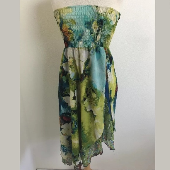 Sunny Leigh Dresses - Sunny Leigh strapless dress Sunny Leigh Dresses - Sunny Leigh strapless dress