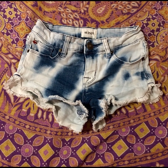 💨HUDSON, ombré, girls shorts in a size 10💨 - Picture 1 of 4