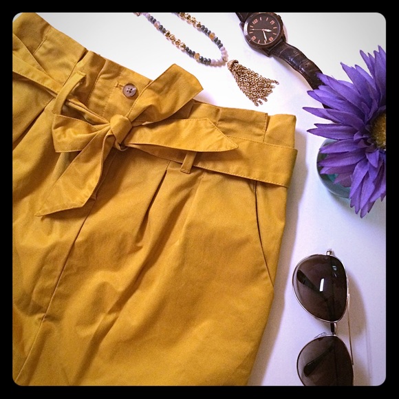 Banana Republic Dresses & Skirts - Banana Republic | Yellow Tie-Waist Skirt w/Pockets