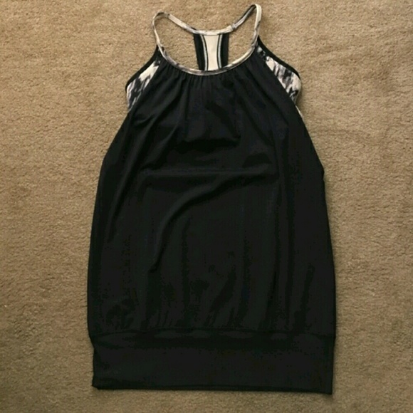 🎆🎉Friday Flash Sale🎉🎆  Lululemon Yoga Tank 4