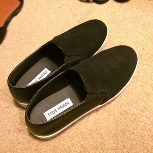 Steven Madden Black Platform Shoes