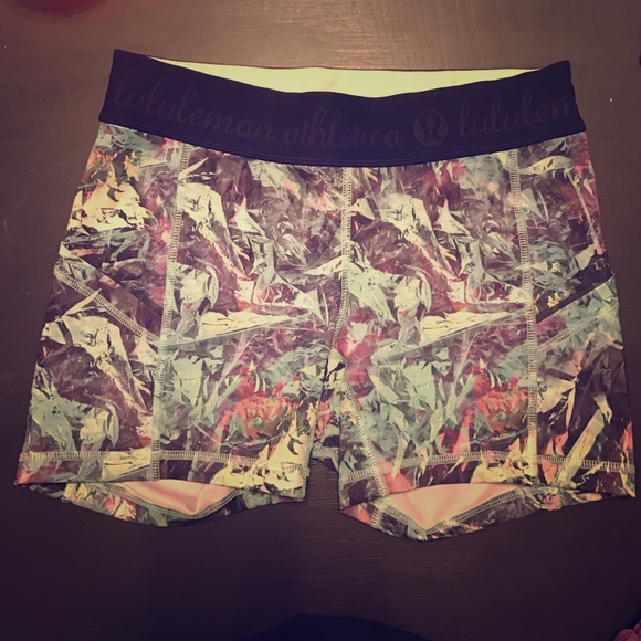 Lululemon shorts size 6.