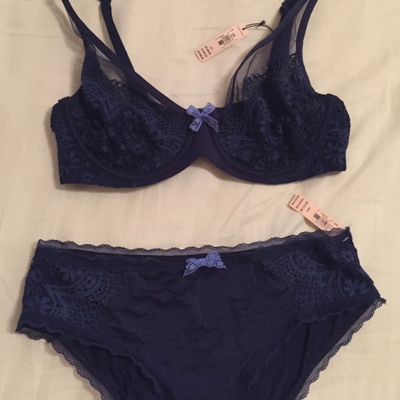 NWT Victorias Secret set