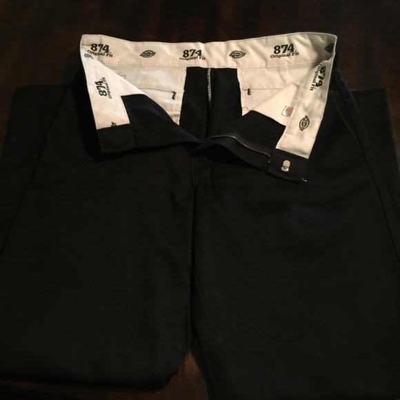 Dickies 32/30 like new black