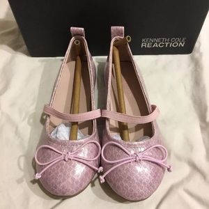 Kenneth Cole little girls flats size 9