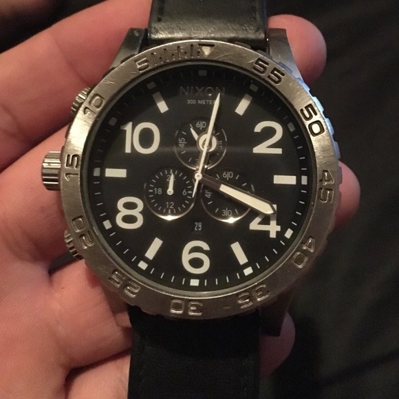 Nixon men watch
