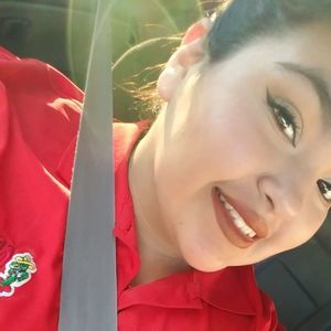 Meet your Posher, Karina