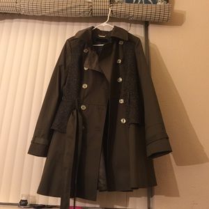 Steve Madden drench coat