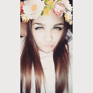 Meet your Posher, Taryn