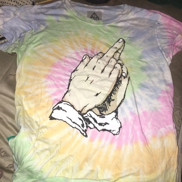 Unif pray hard shirt