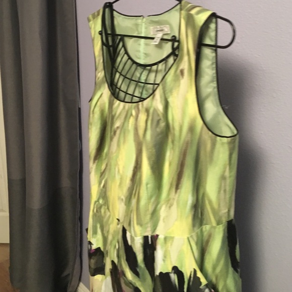 Dress. Size 16. - Picture 3 of 4