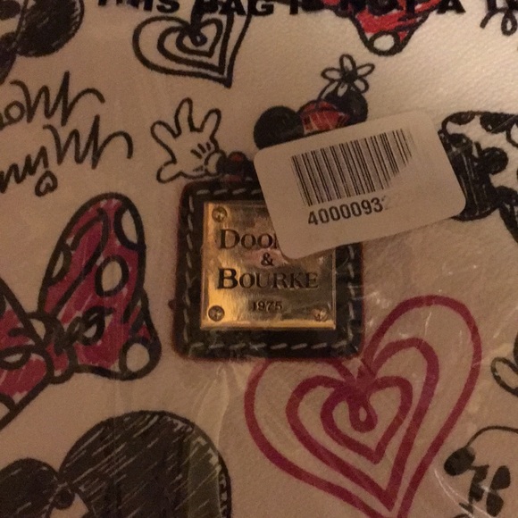 Minnie Mouse Hearts and Bows Satchel - Picture 3 of 5