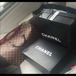 Meet your Posher, Tay