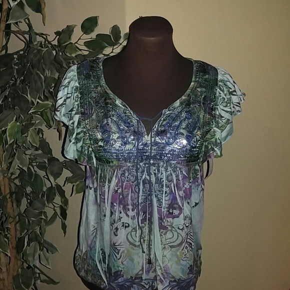 Adorable PETITE Top - Picture 1 of 2