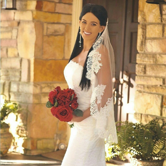 Meet your Posher, Christine - Picture 3 of 8