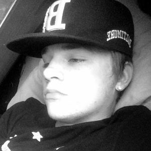 Meet your Posher, Skylar