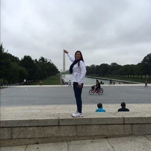 Meet your Posher, Maria