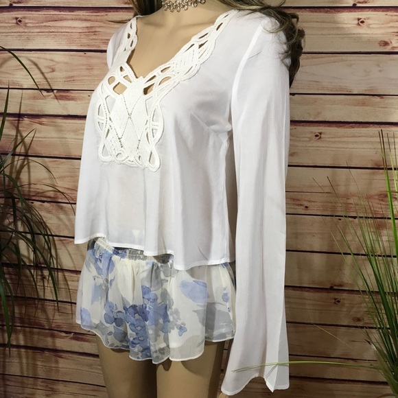 EMBROIDERED CHEST DESIGN SLIGHT BELL SLEEVE - Picture 7 of 7