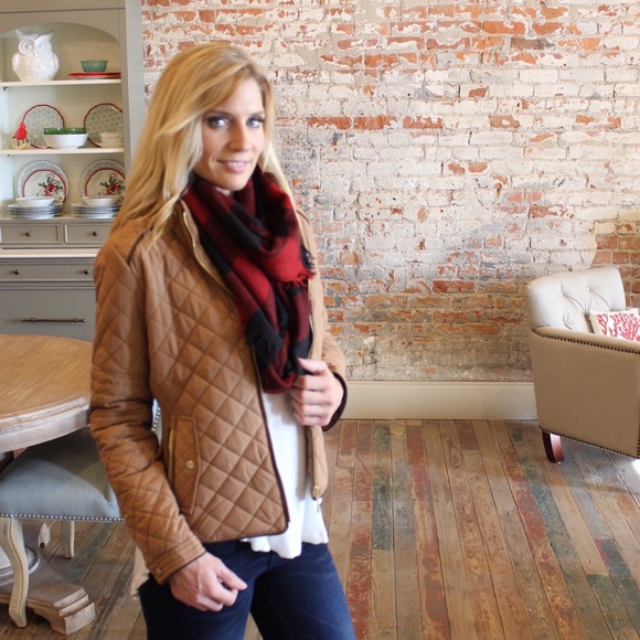 Jackets & Blazers - Camel quilted puffer jacket with brown suede trim